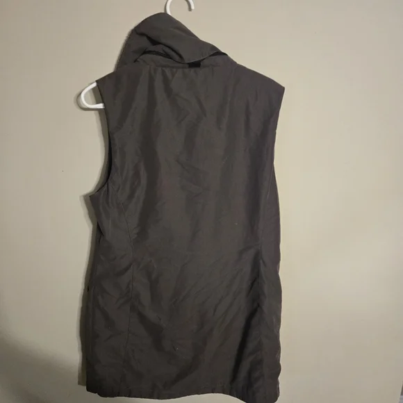 Volcom Women's Longhorn Insulated Black Sleeveless Snowboard Vest Winter Small - Picture 9 of 9